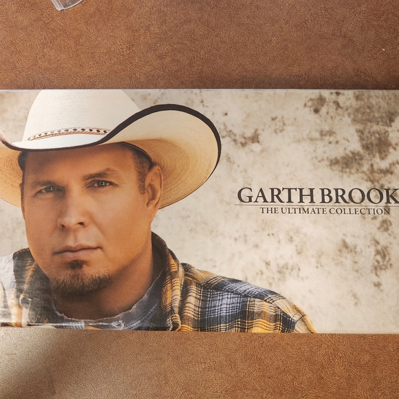 Garth Brooks The Ultimate Collection - Picture 1 of 4